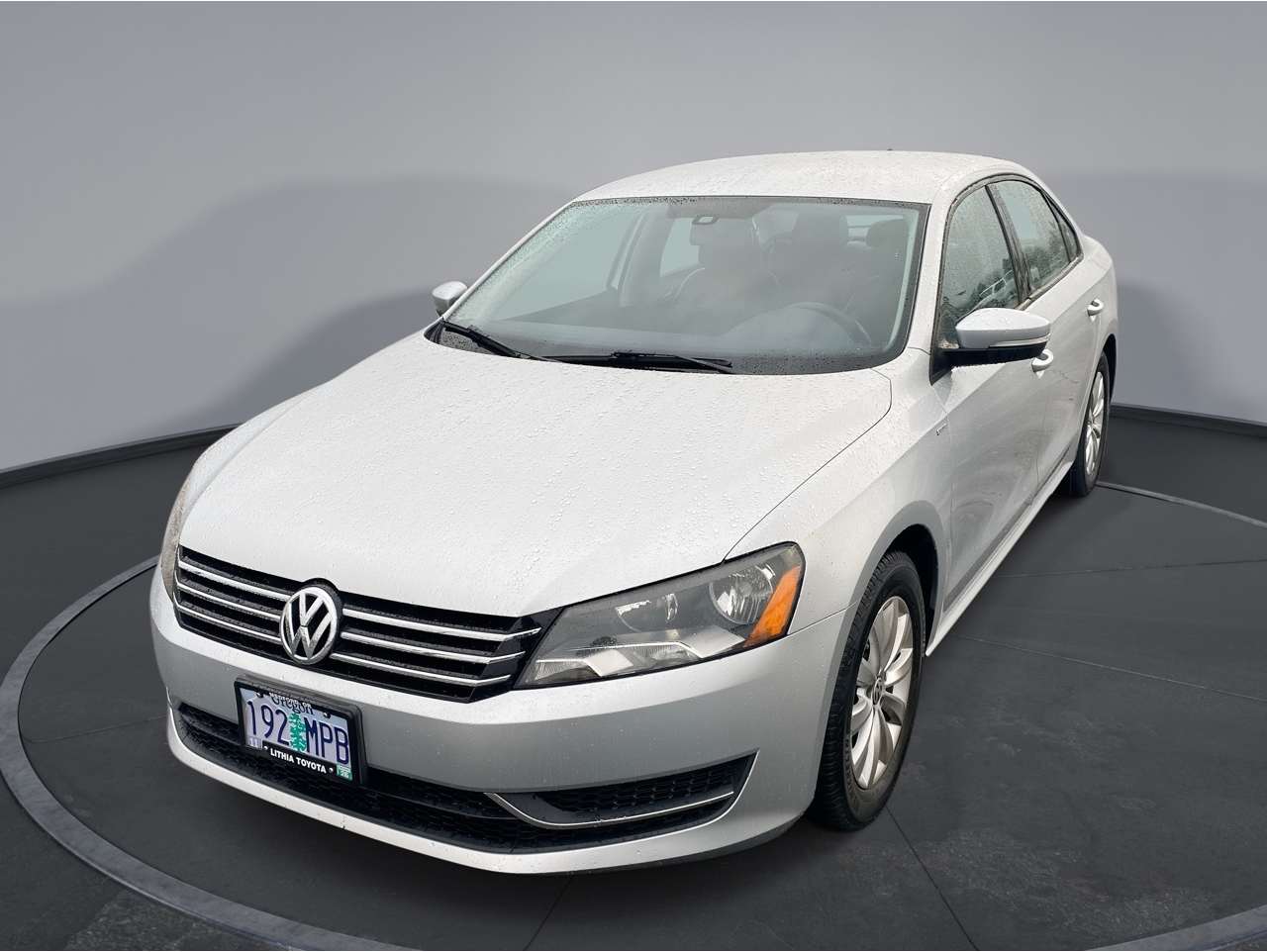 2015 Volkswagen Passat Wolfsburg Edition's photo