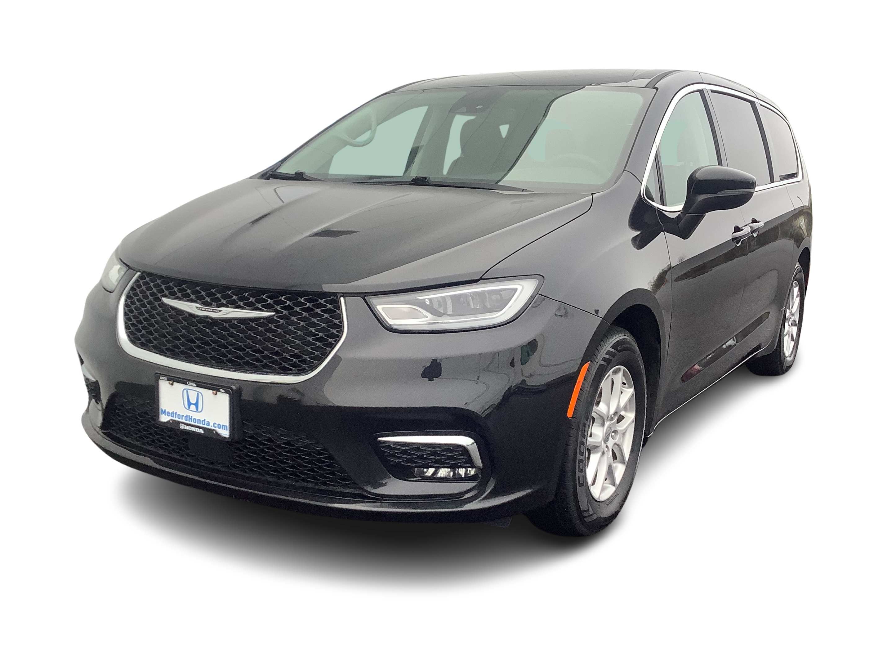 2023 Chrysler Pacifica Touring L -
                Medford, OR