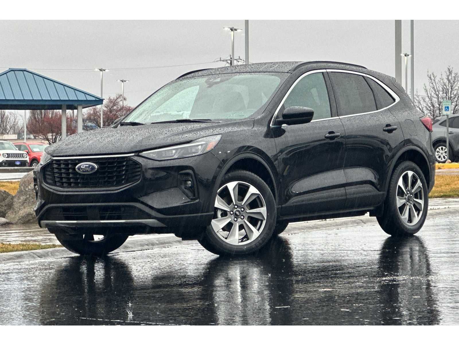 2025 Ford Escape Platinum