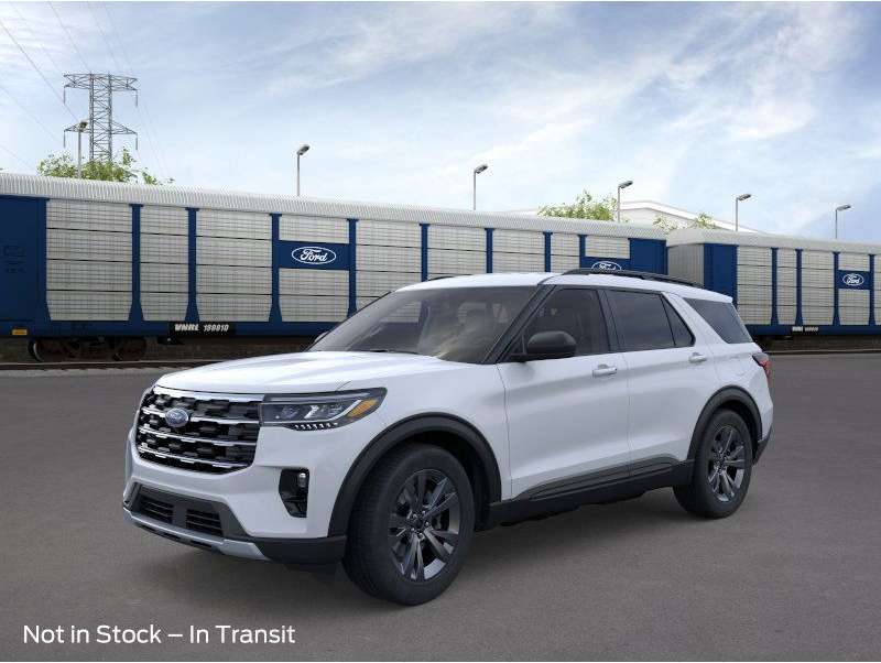 2026 Ford Explorer Active's photo