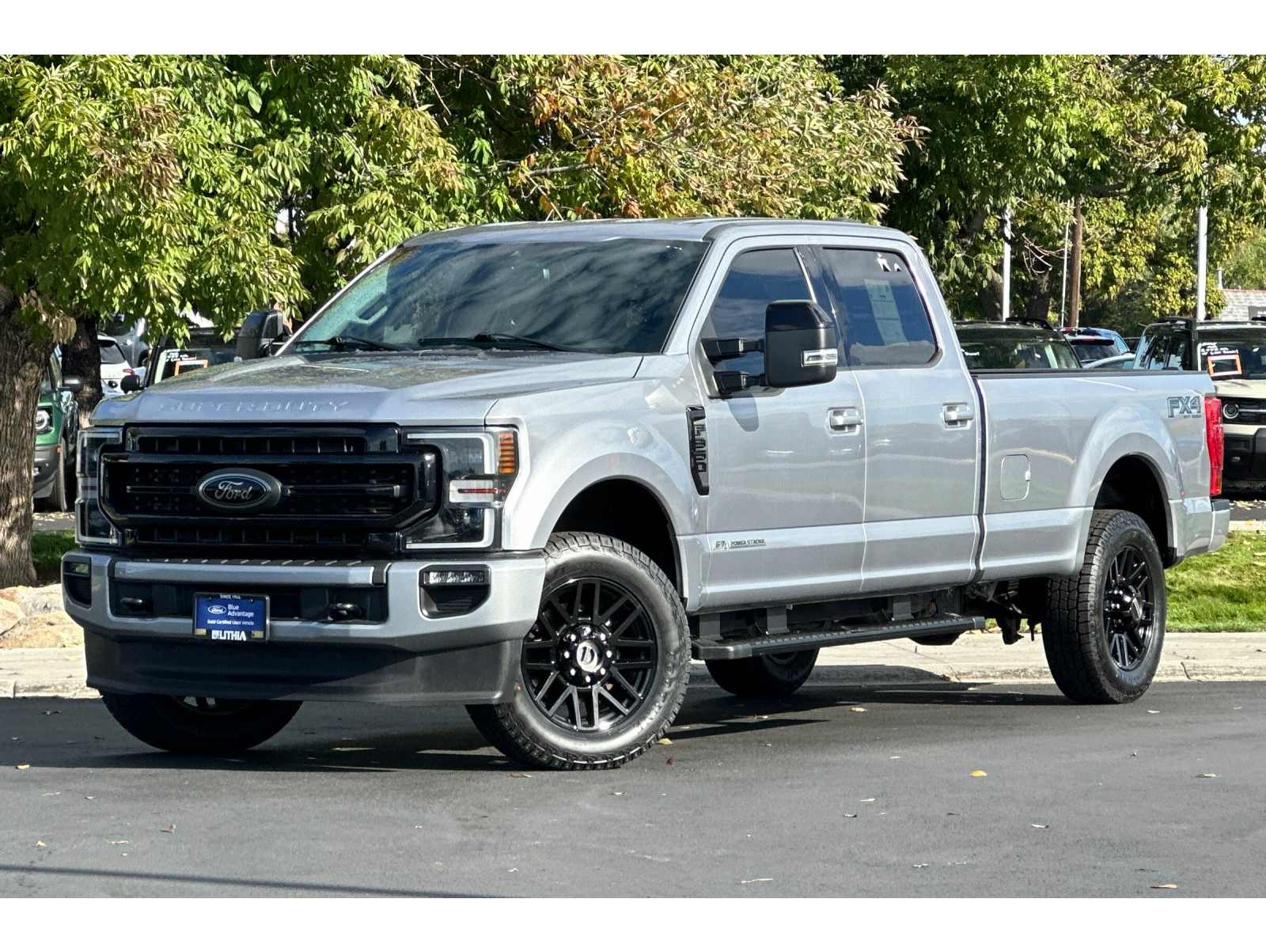 2021 Ford F-350 Super Duty Lariat's photo