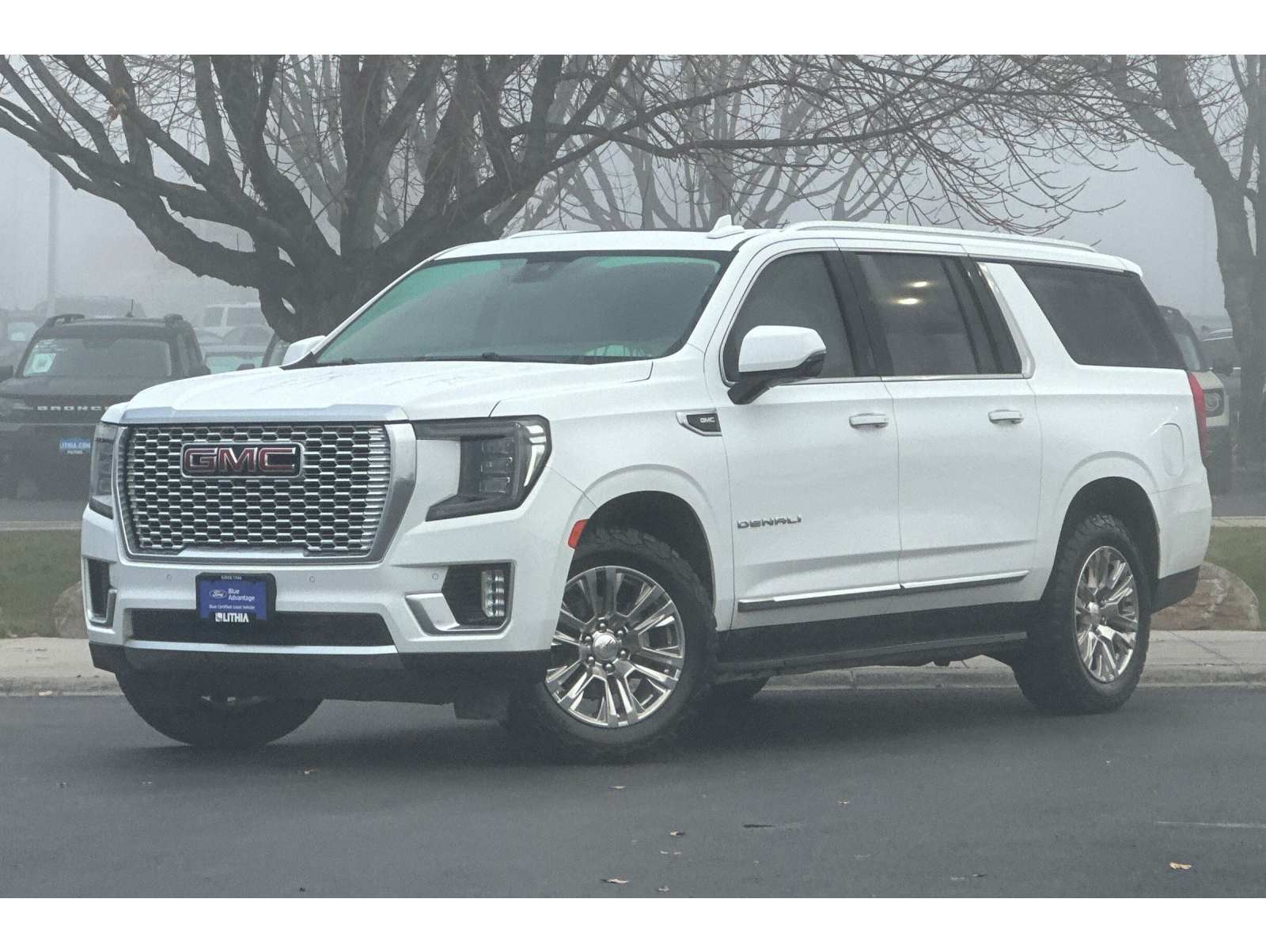 2023 GMC Yukon XL Denali's photo