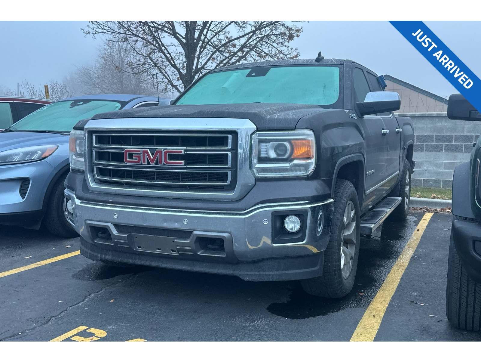 2015 GMC Sierra 1500 SLT's photo