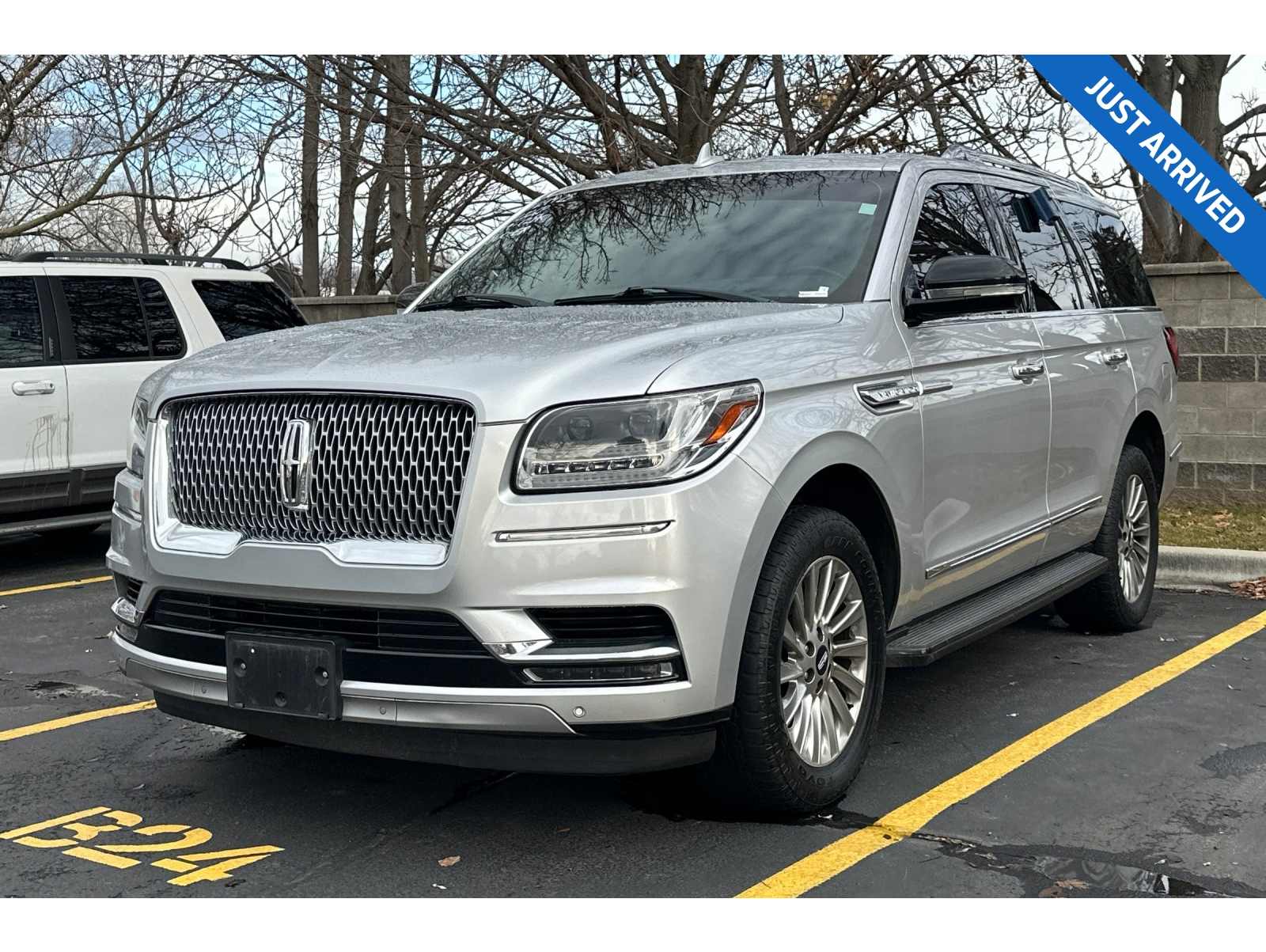 2019 Lincoln Navigator Base's photo