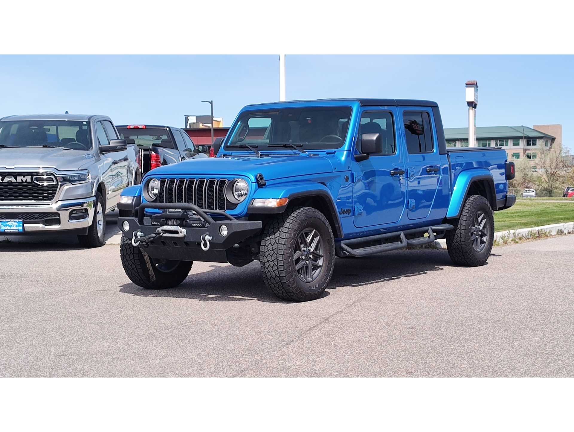 2024 Jeep Gladiator