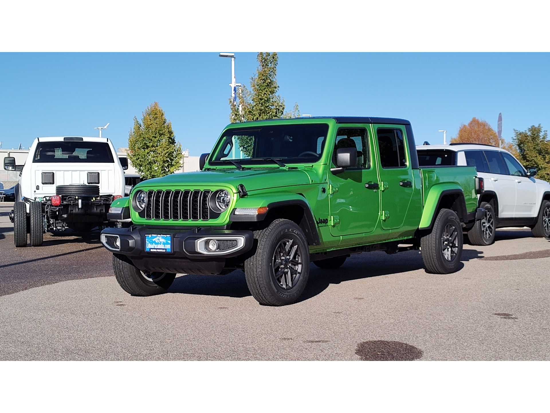 2025 Jeep Gladiator Sport S's photo