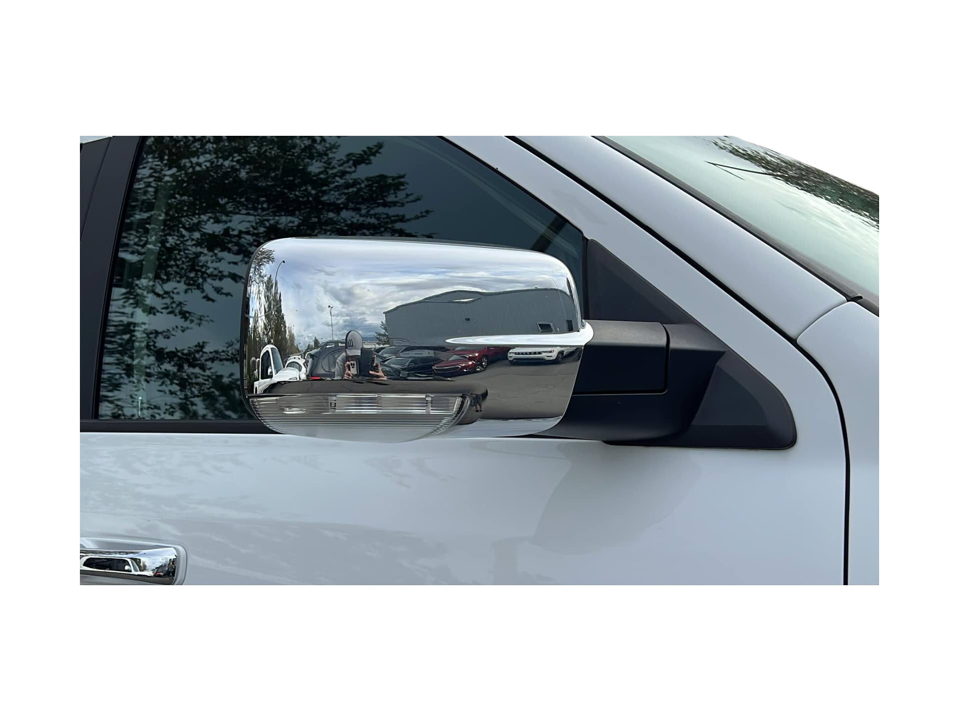 Thumbnail: 2017 RAM 1500 - 1