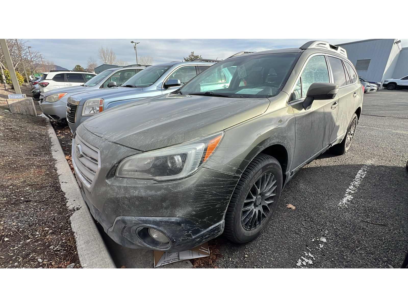 2016 Subaru Outback Premium's photo