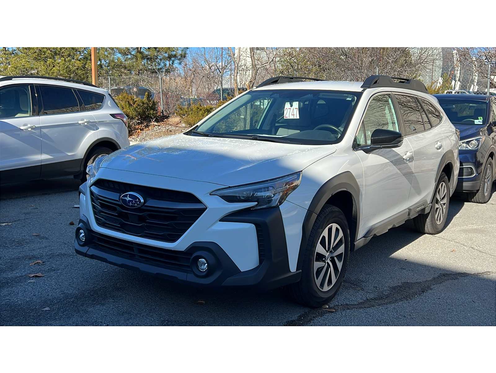 2023 Subaru Outback Premium's photo