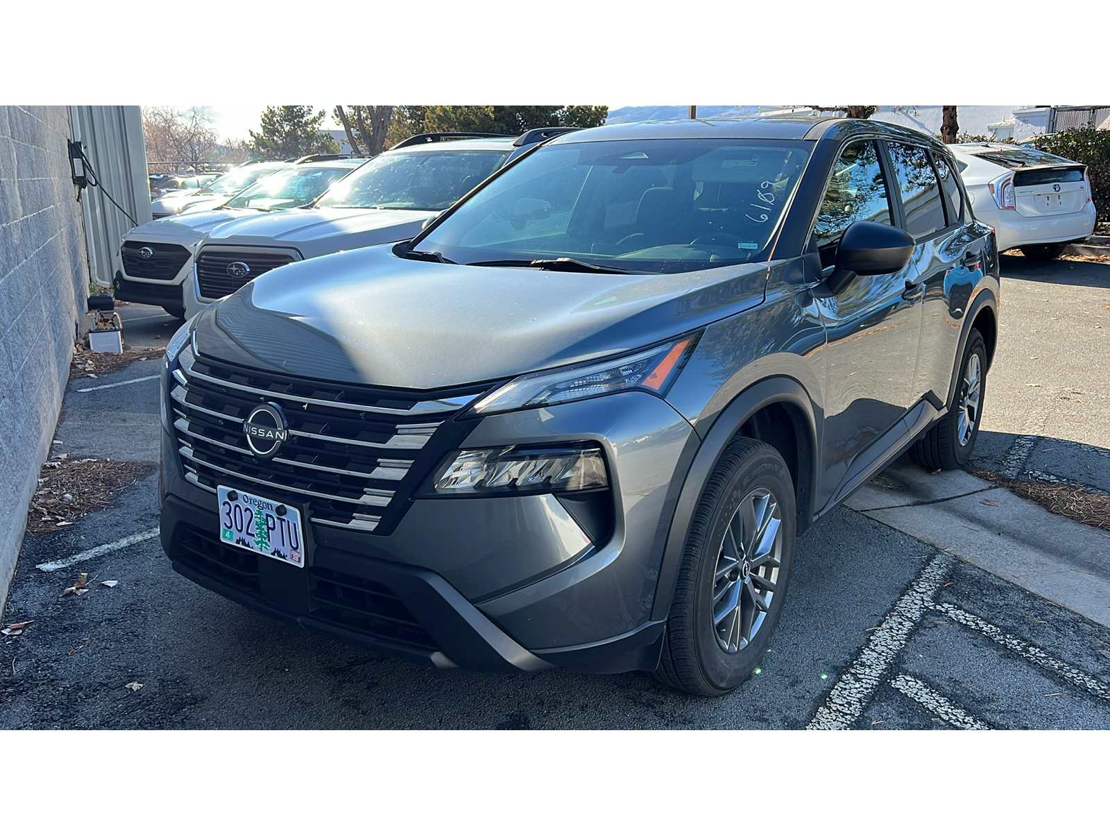 2024 Nissan Rogue S's photo