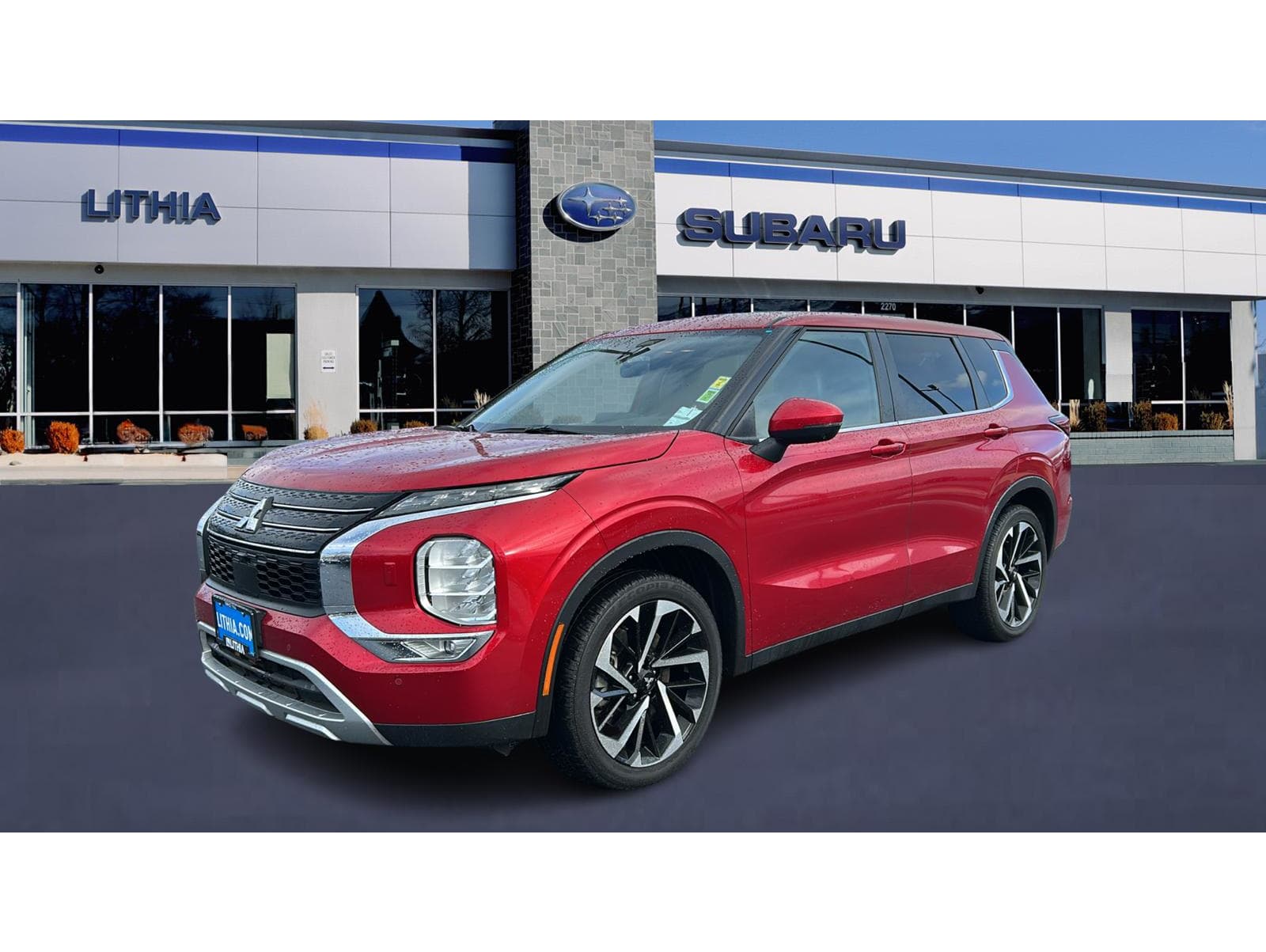 2024 Mitsubishi Outlander SE's photo