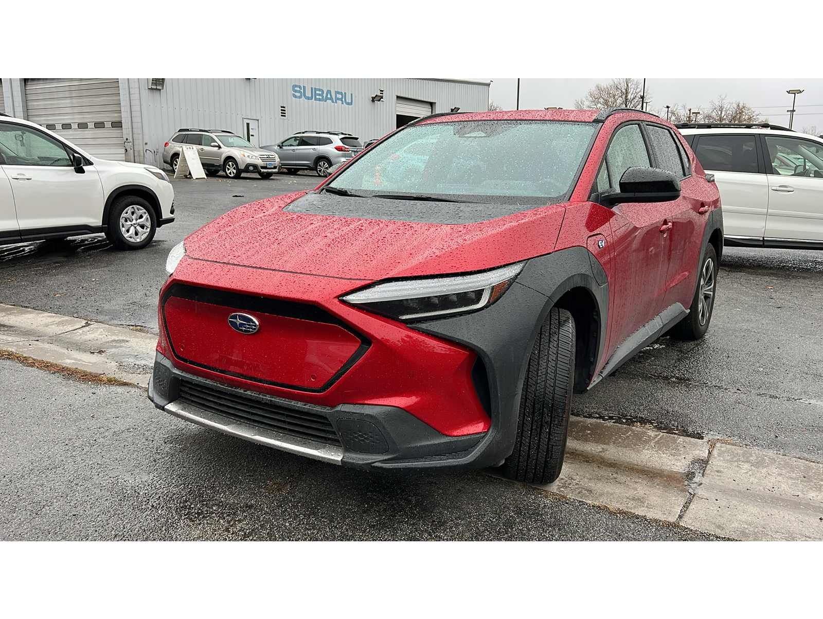 2024 Subaru Solterra Premium's photo