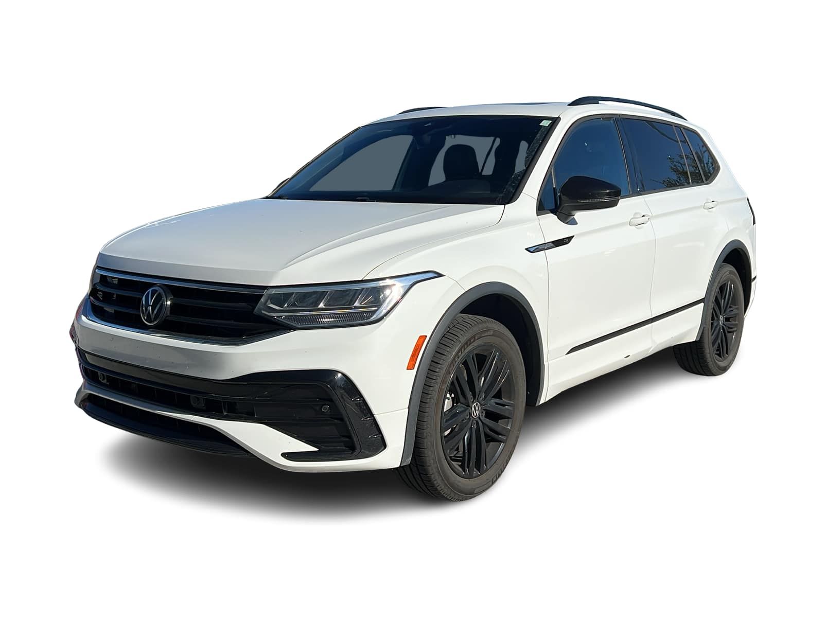 Thumbnail: 2022 Volkswagen Tiguan - 1