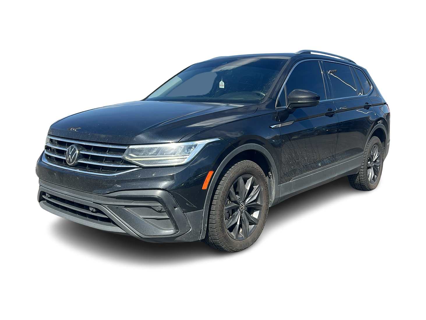 Thumbnail: 2022 Volkswagen Tiguan - 1