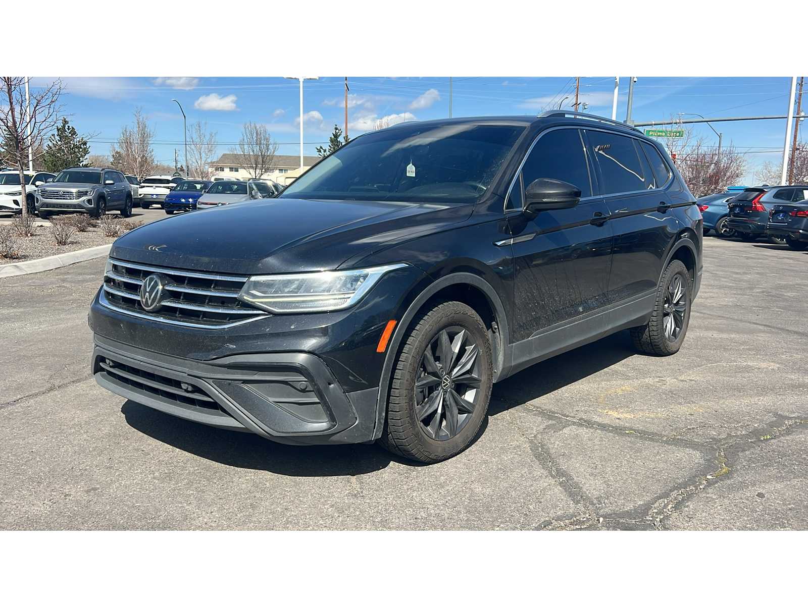 2022 Volkswagen Tiguan SE