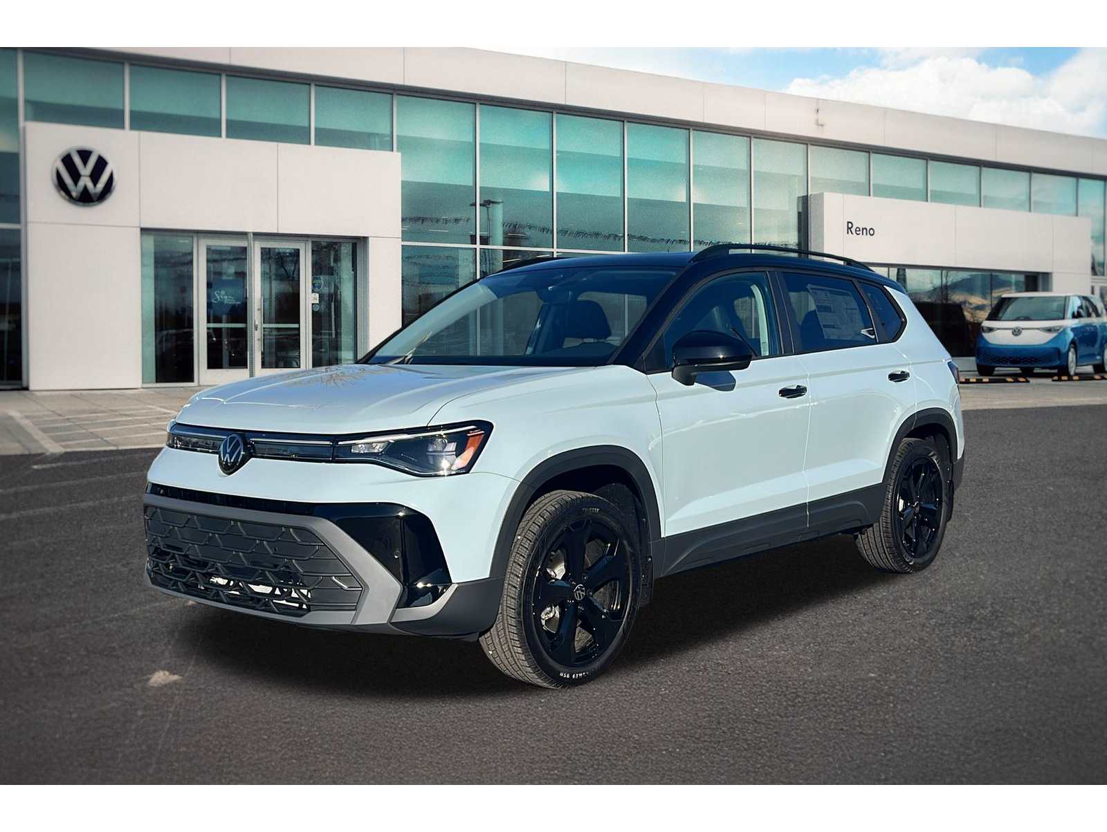 2026 Volkswagen Taos SE Black's photo