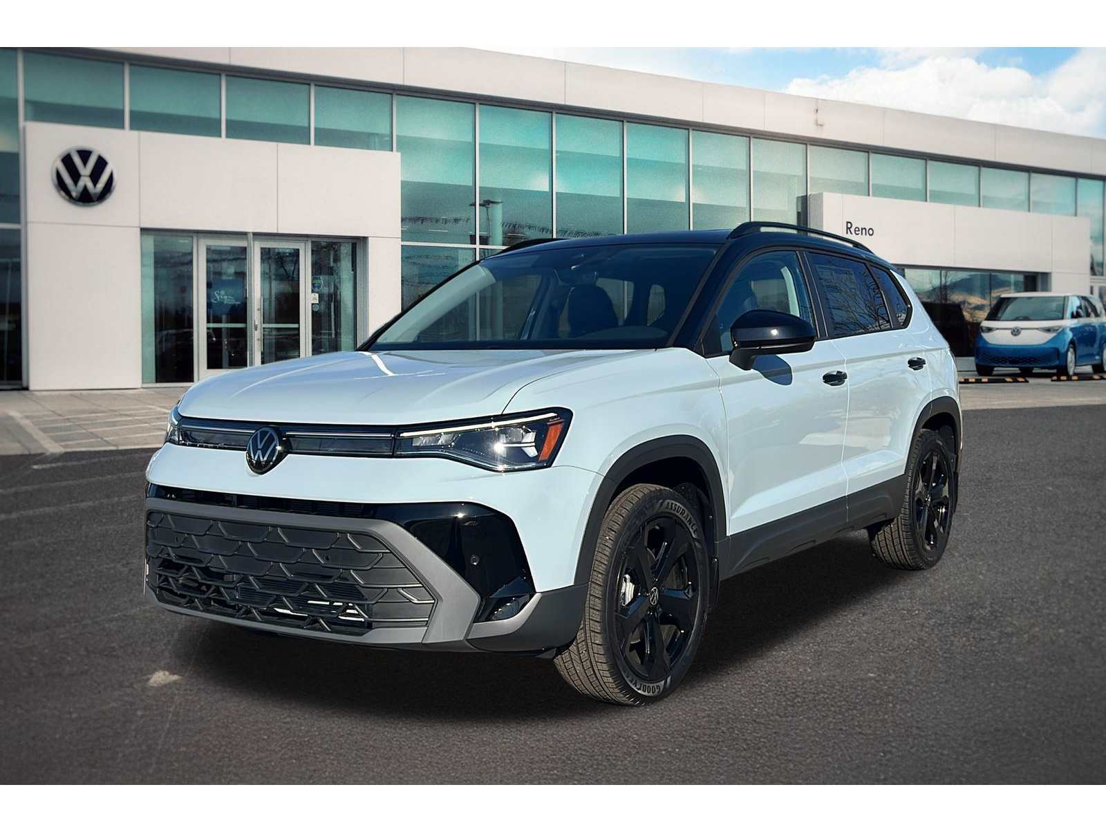 2026 Volkswagen Taos SE Black's photo