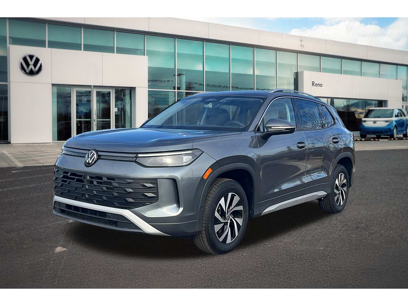 2026 Volkswagen Tiguan S's photo