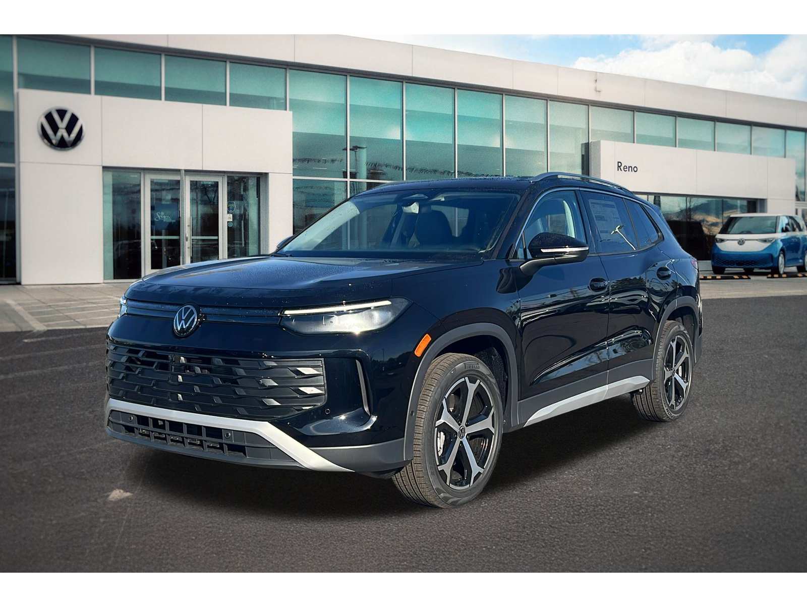 2026 Volkswagen Tiguan SE's photo