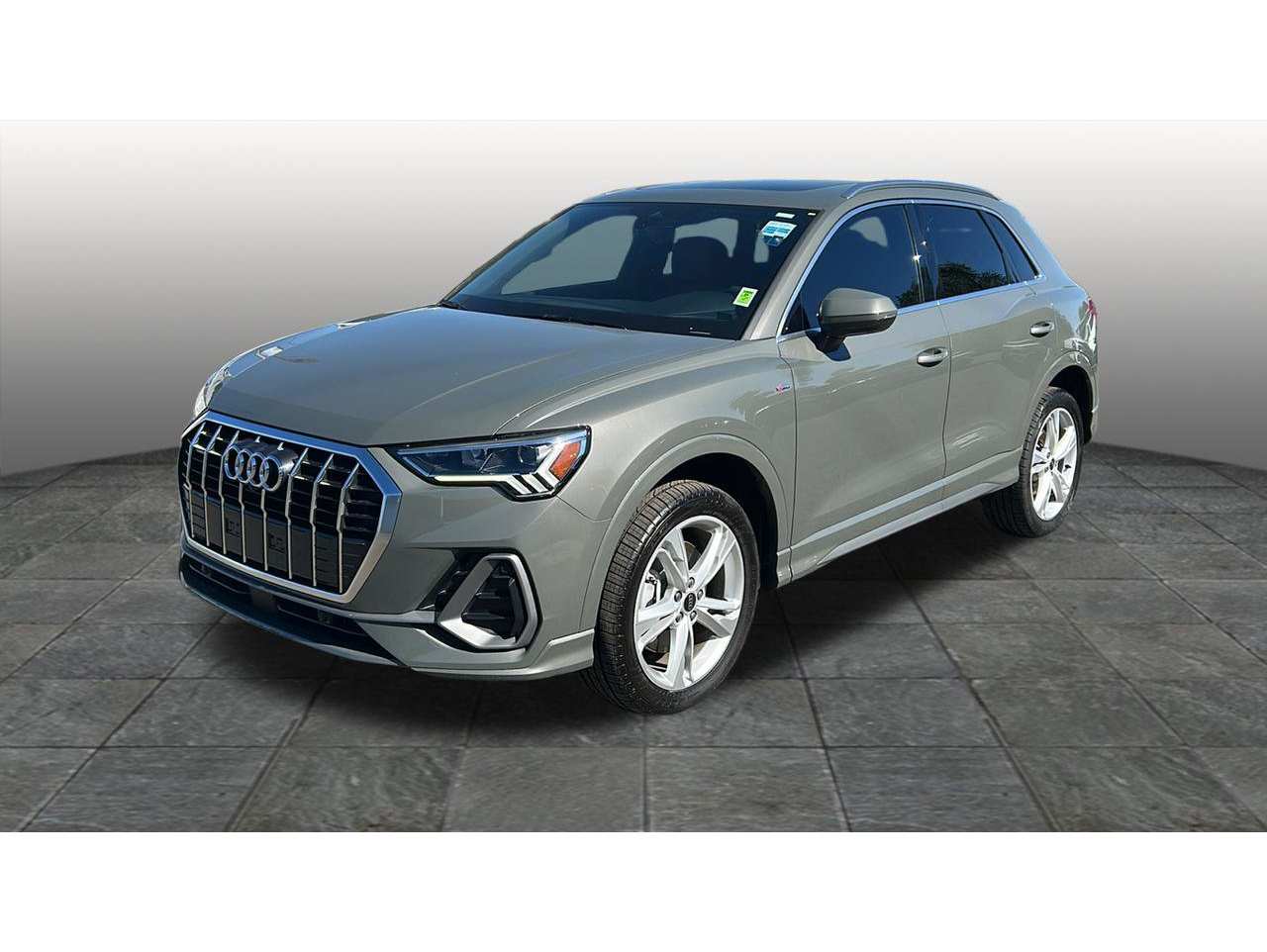 2023 Audi Q3
