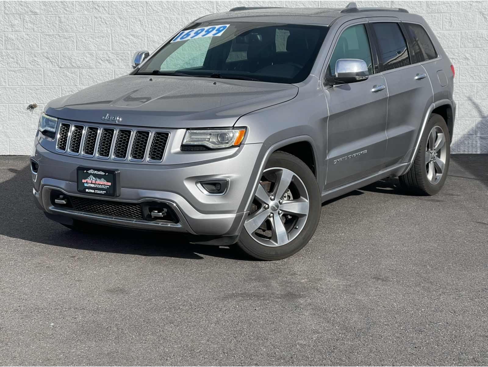 2016 Jeep Grand Cherokee Overland's photo