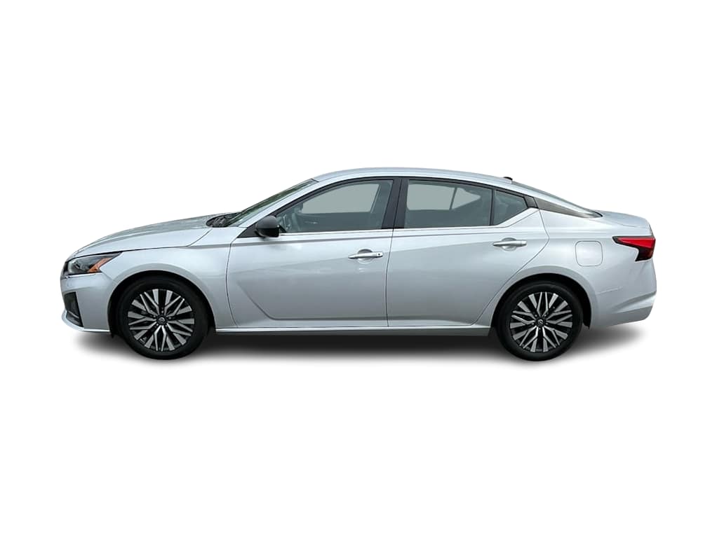 Thumbnail: 2024 Nissan Altima - 1