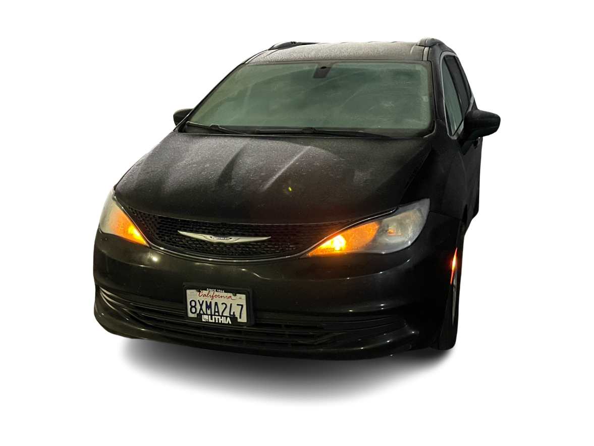 Thumbnail: 2020 Chrysler Voyager - 1