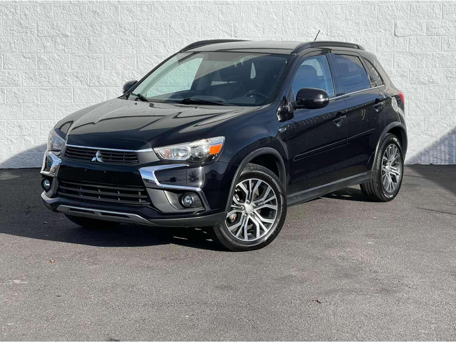 2016 Mitsubishi Outlander Sport GT's photo