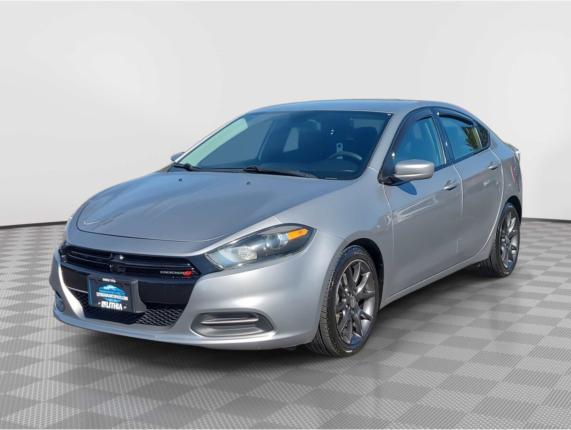 2016 Dodge Dart SE's photo