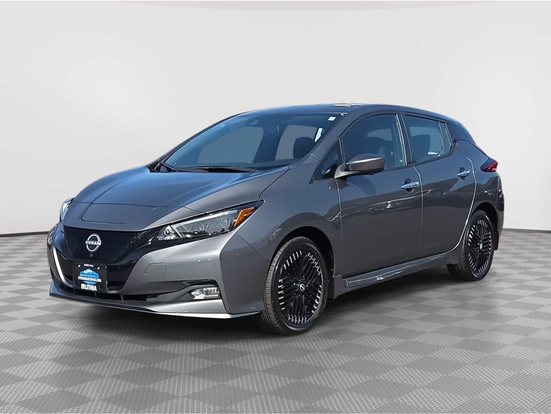 2024 Nissan LEAF