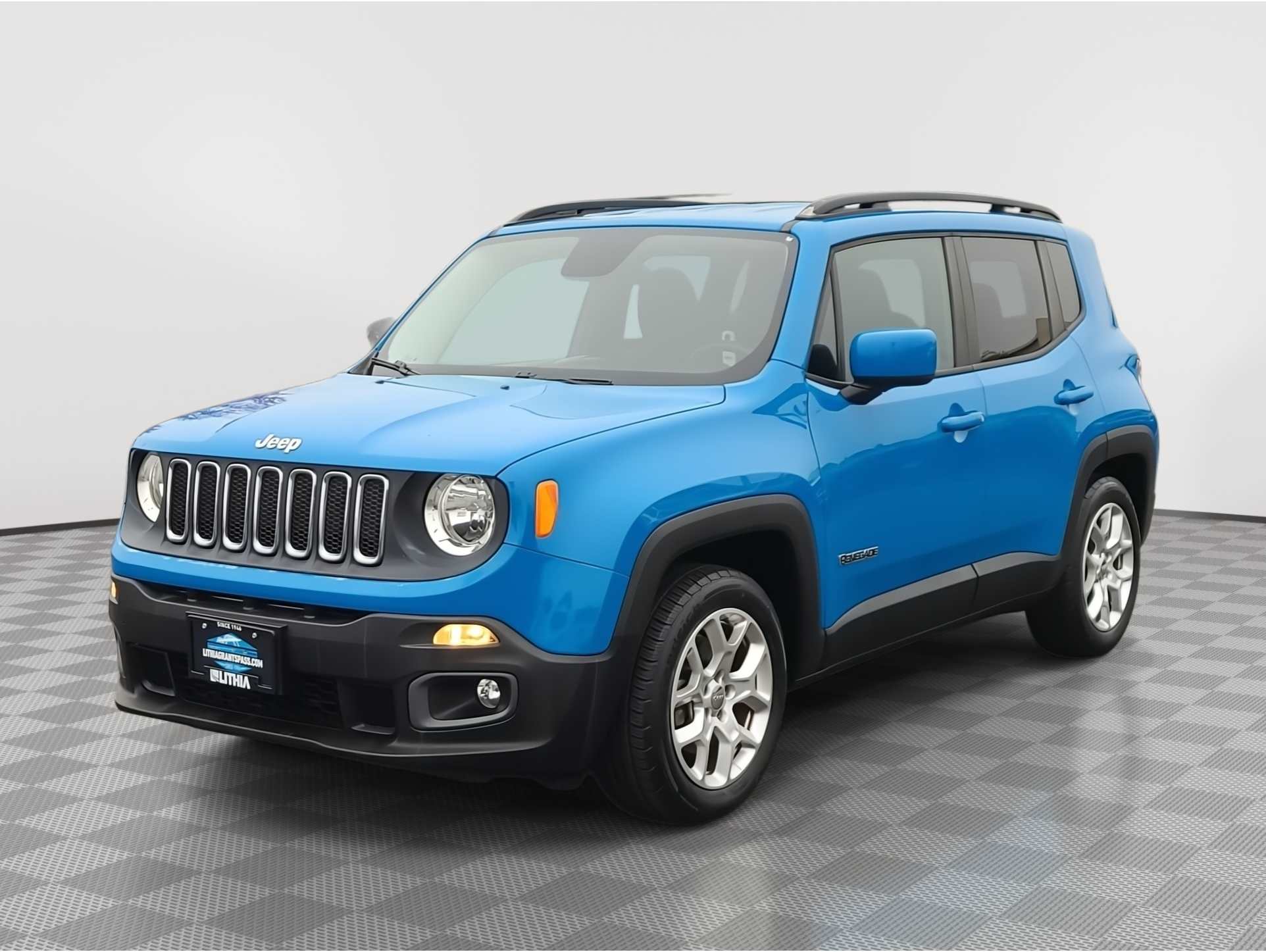 2015 Jeep Renegade Latitude's photo