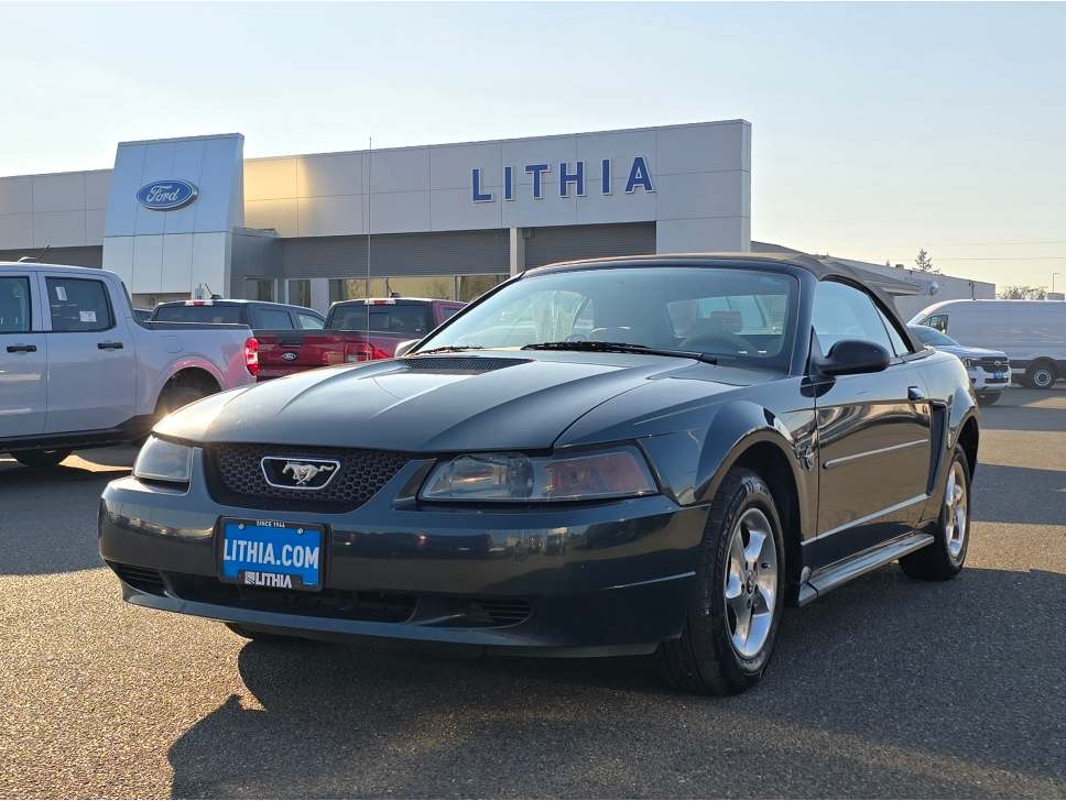 1999 Ford Mustang Base