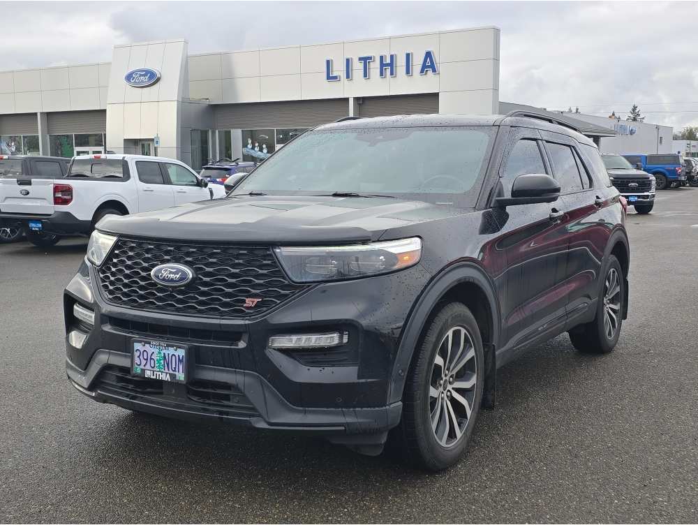 2021 Ford Explorer ST's photo