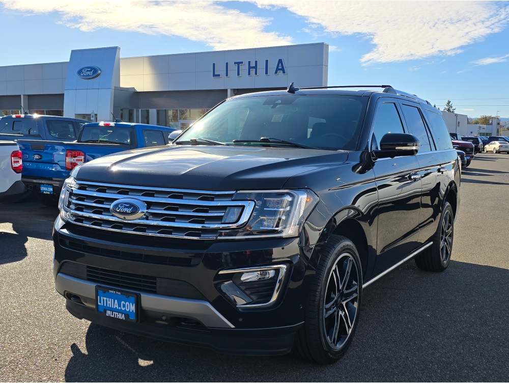 2021 Ford Expedition Limited's photo