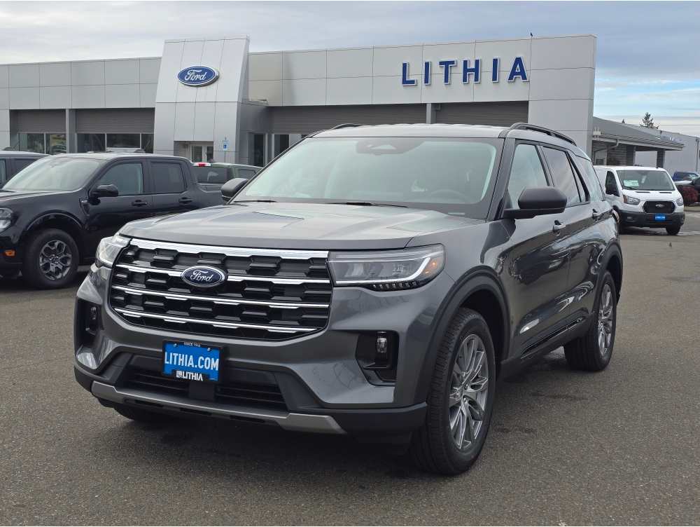 2026 Ford Explorer Active's photo