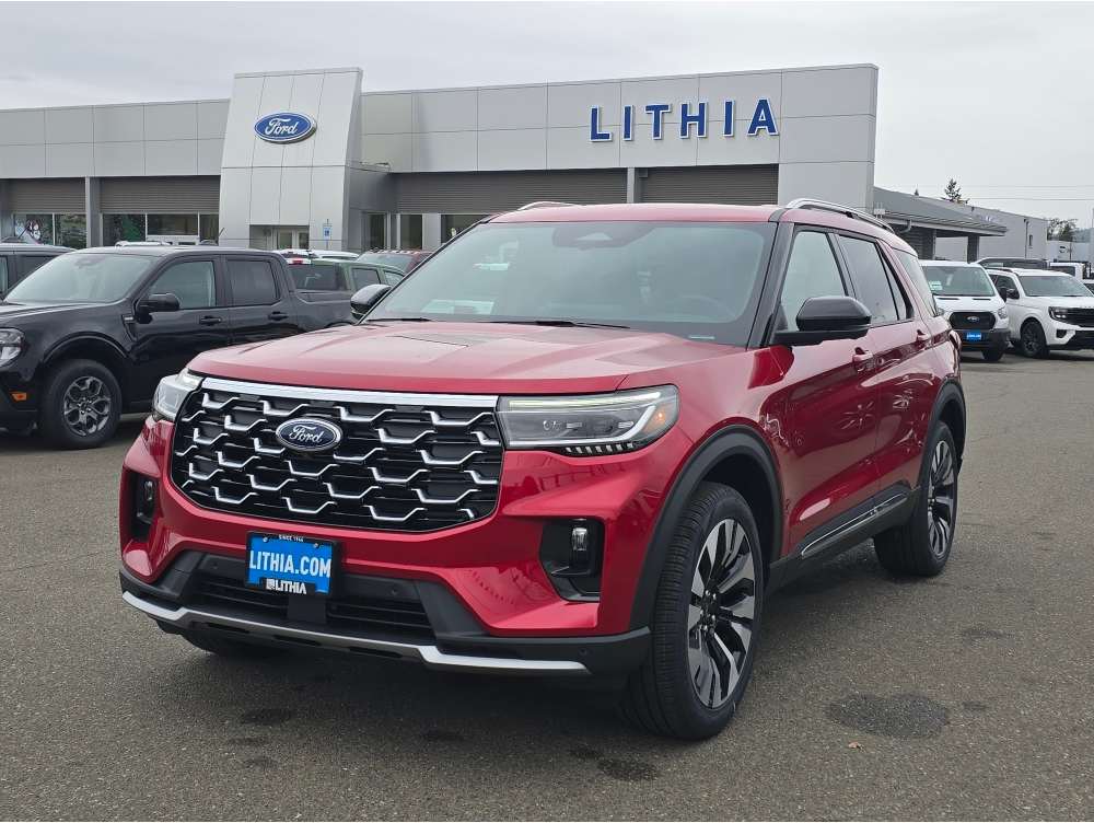 2026 Ford Explorer Platinum's photo