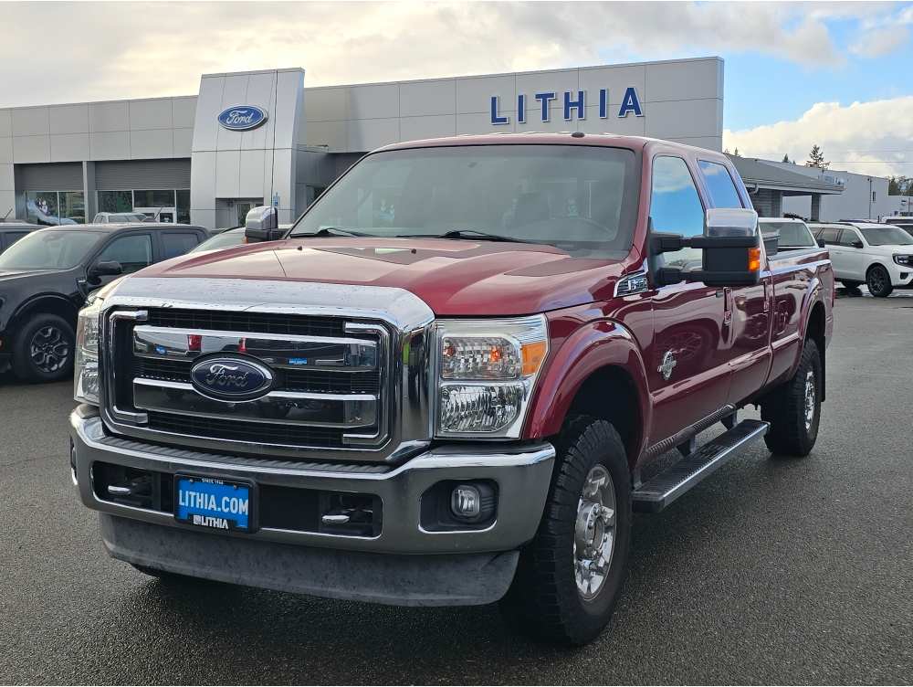 2014 Ford F-350 Super Duty Lariat's photo