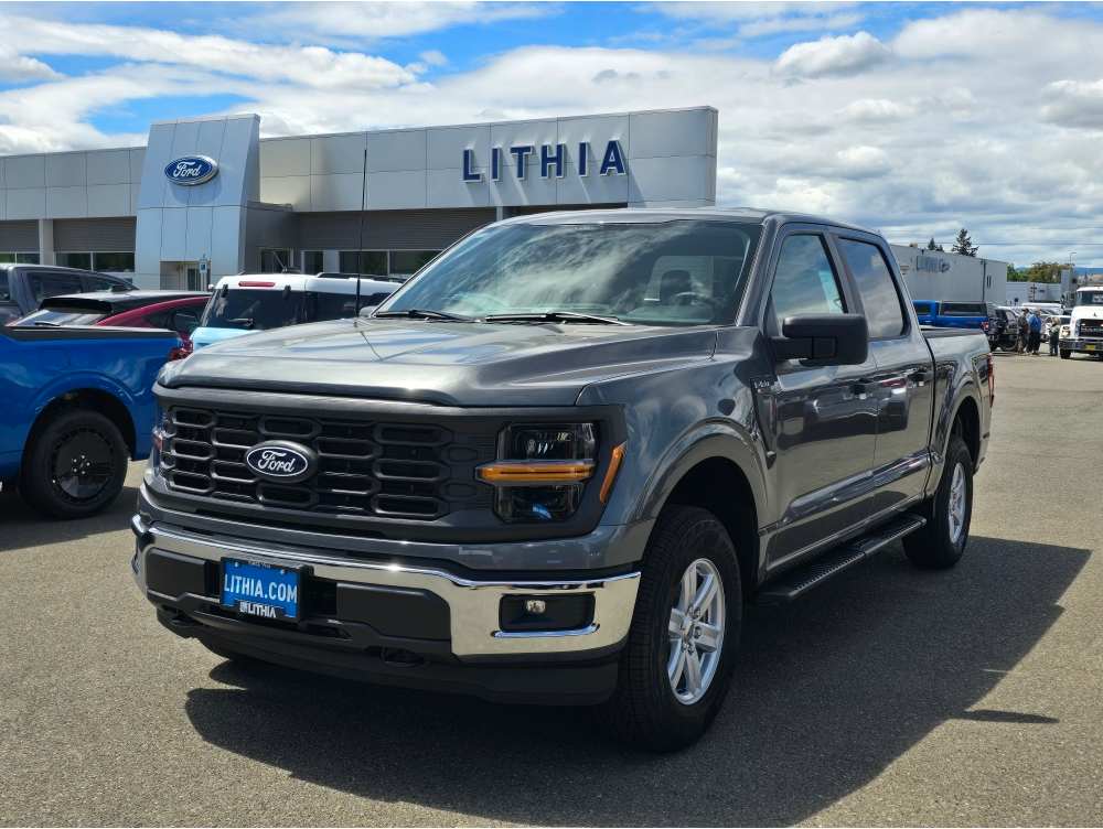 2025 Ford F-150 XL's photo