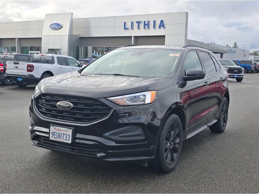 2022 Ford Edge SE's photo
