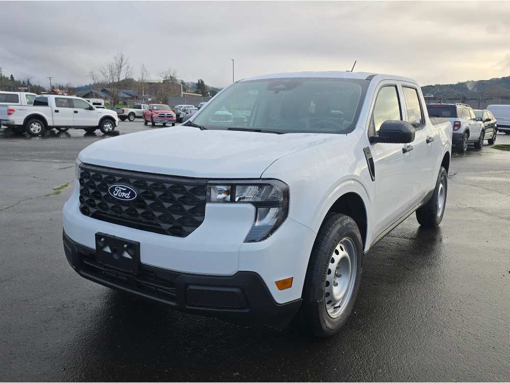 2026 Ford Maverick XL's photo