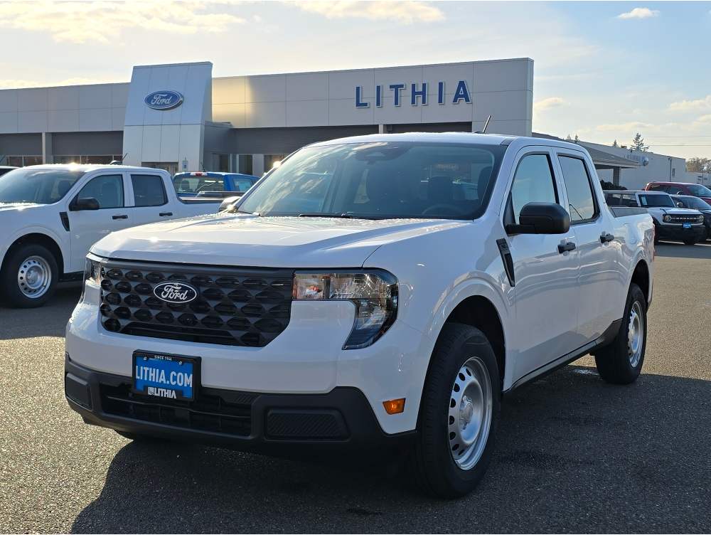 2025 Ford Maverick XL's photo