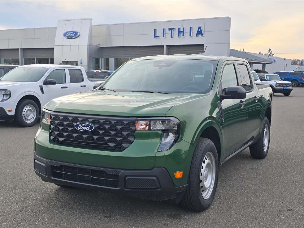 2025 Ford Maverick XL's photo