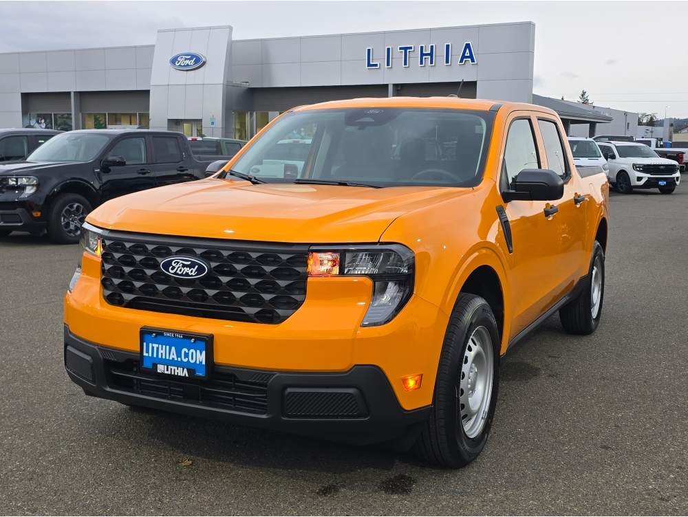 2026 Ford Maverick XL's photo