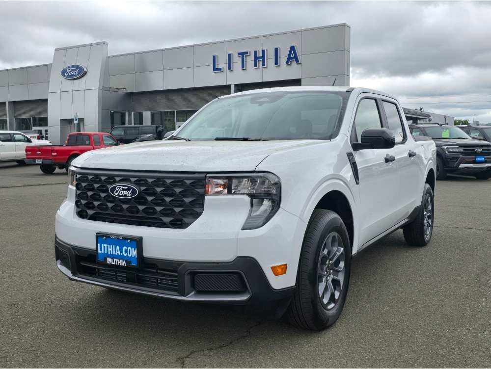 2025 Ford Maverick XLT's photo