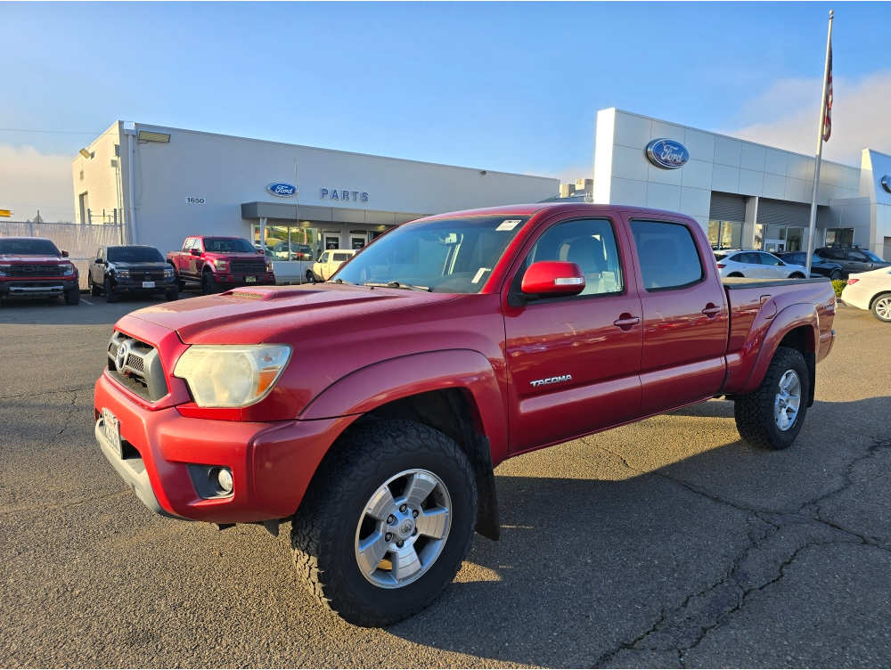 Toyota Tacoma's photo