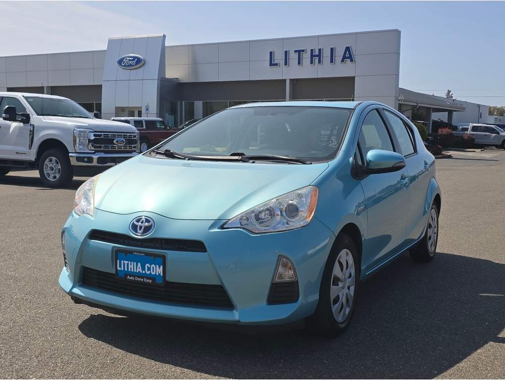 2013 Toyota Prius c