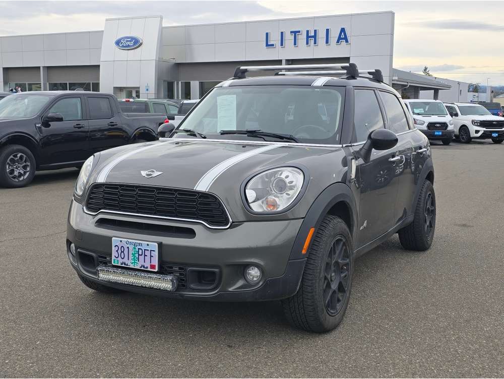 2013 MINI Countryman Countryman S's photo