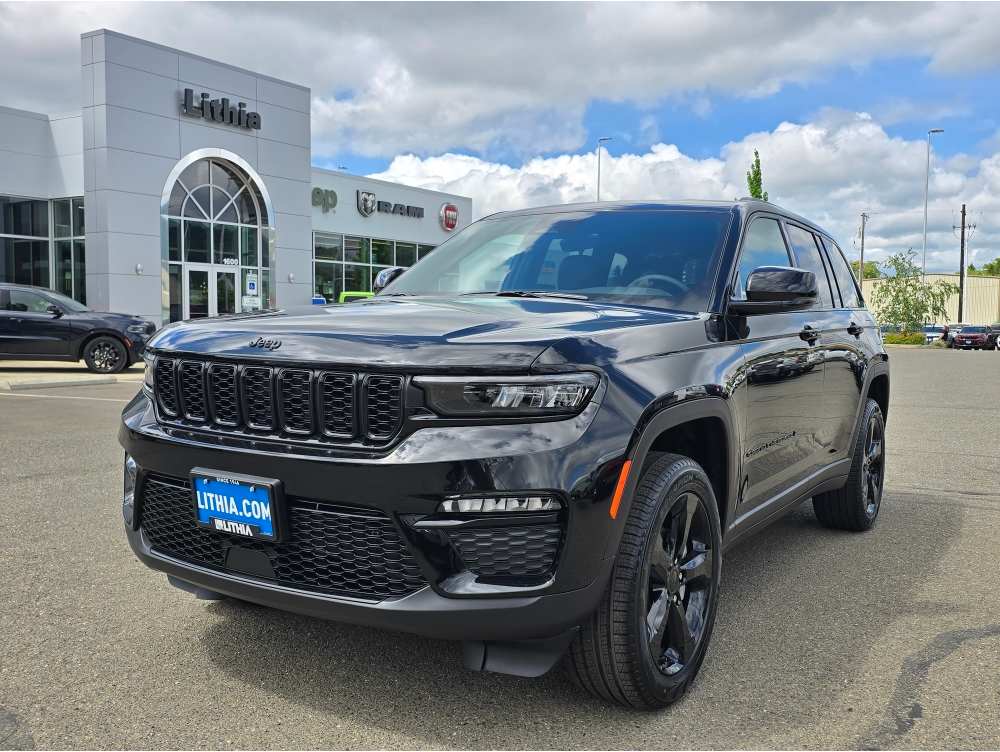 2025 Jeep Grand Cherokee Limited's photo