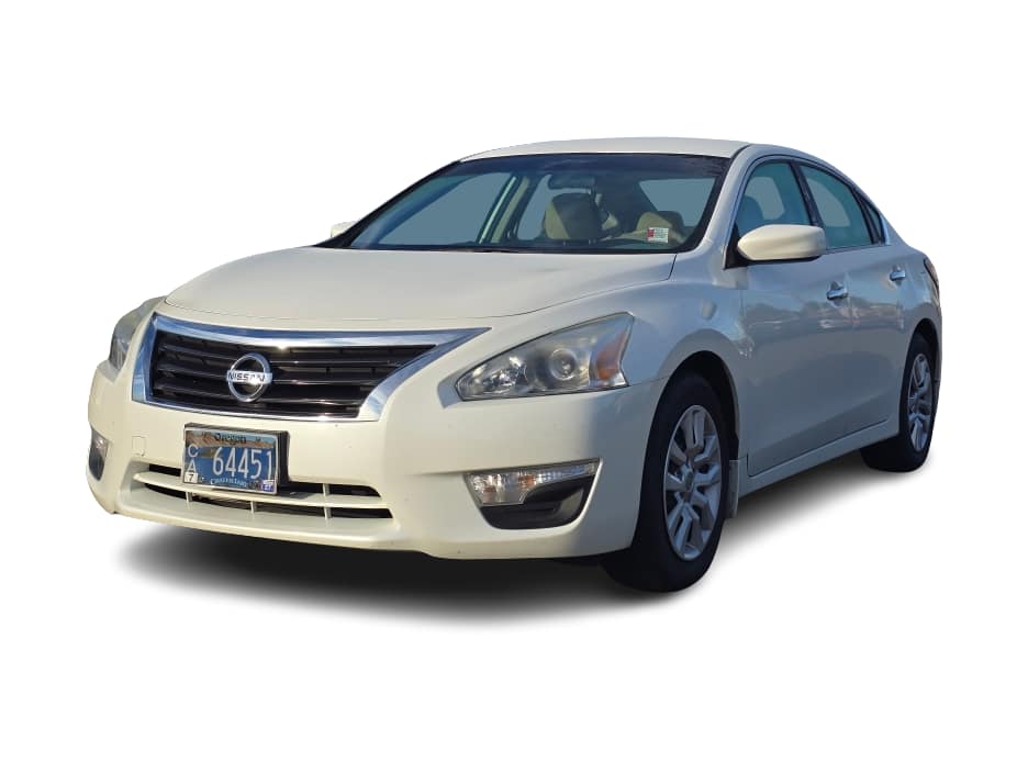 2015 Nissan Altima S -
                  Roseburg, OR