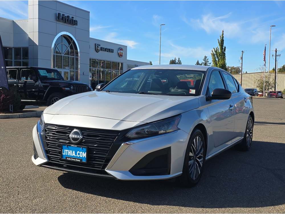2024 Nissan Altima SV